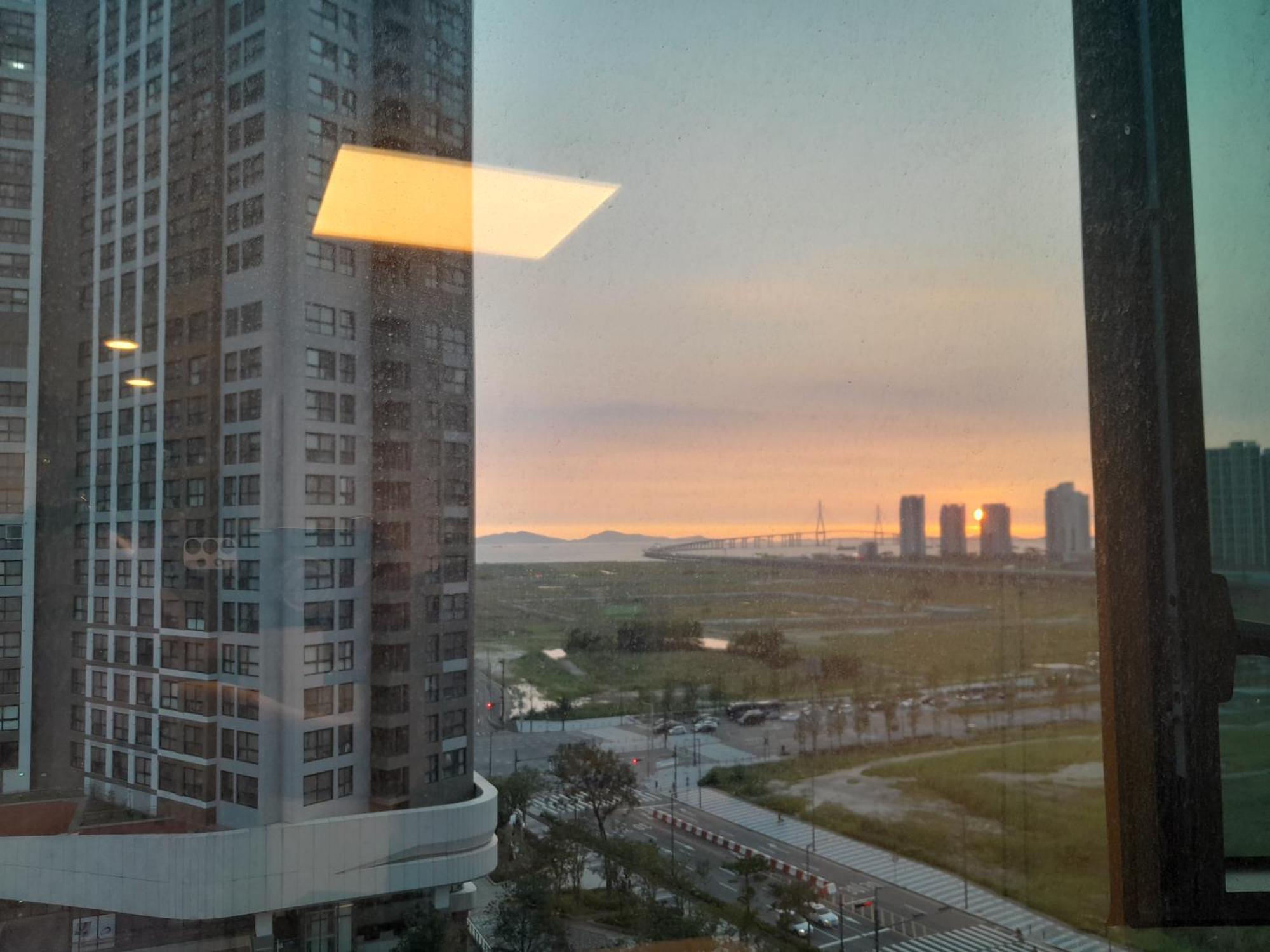 Songdo Halla Westernpark-Seaviewroom Hotel-바다전망 인천 외부 사진
