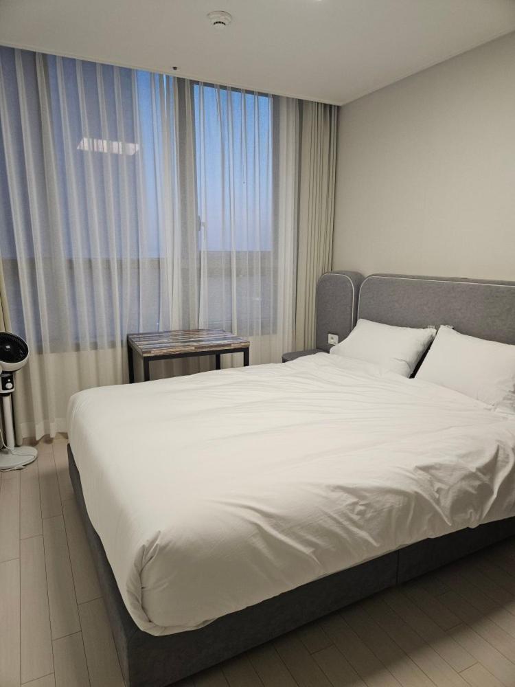 Songdo Halla Westernpark-Seaviewroom Hotel-바다전망 인천 외부 사진